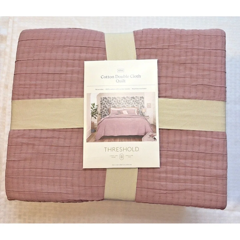 Threshold Double Cloth Quilt in Mauve - Jacquard Weave Midweight - King